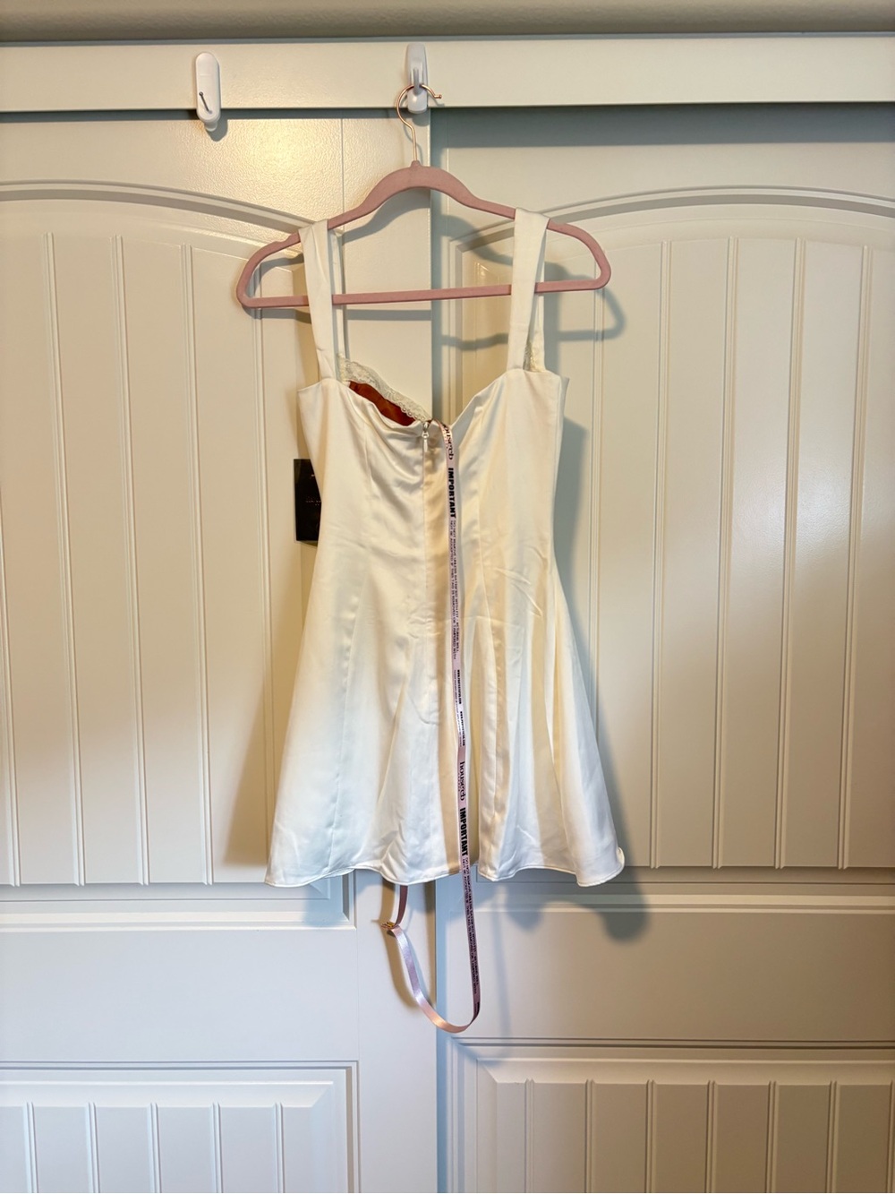 House of CB ADRIANA Ivory Satin And Lace Mini Dress NWT size small - Picture 6 of 7